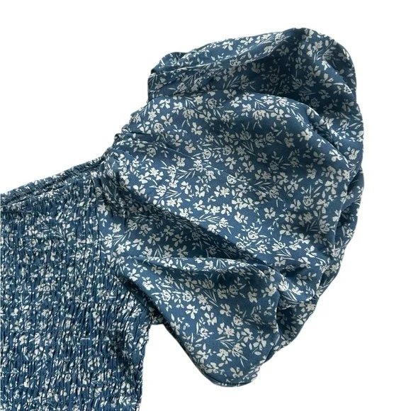 Petal & Pup Smocked Tiered Puff Sleeve Floral Blue White Mini Dress Size 8 - Picture 6 of 11